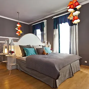 Royal Aparthotel